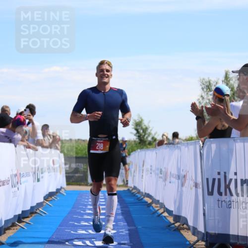 21.06.2026 - Viking Triathlon Markus Tischler http://msf.ph/oto/9844806 21.06.2026 14:10:20 Ziel 218, 527 meine-sportfotos.de
