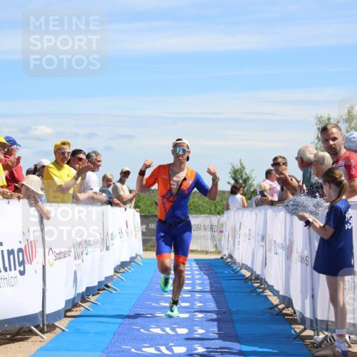 21.06.2026 - Viking Triathlon Markus Tischler http://msf.ph/oto/9845094 21.06.2026 14:26:45 Ziel 200 meine-sportfotos.de