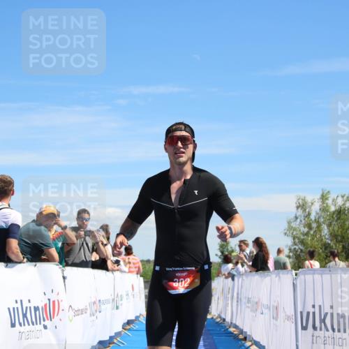 21.06.2026 - Viking Triathlon Markus Tischler http://msf.ph/oto/9845455 21.06.2026 14:40:49 Ziel 302, 394 meine-sportfotos.de