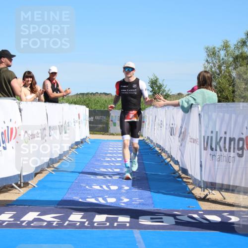 21.06.2026 - Viking Triathlon Markus Tischler http://msf.ph/oto/9846222 21.06.2026 16:21:59 Ziel 181 meine-sportfotos.de