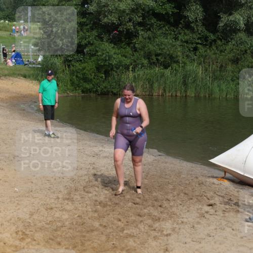 21.06.2026 - 29. Vierlanden-Triathlon Andreas Tolksdorf http://msf.ph/oto/9846690 21.06.2026 09:14:31 Schwimmen 296 meine-sportfotos.de