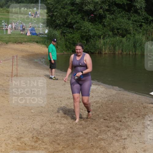 21.06.2026 - 29. Vierlanden-Triathlon Andreas Tolksdorf http://msf.ph/oto/9846731 21.06.2026 09:14:32 Schwimmen 296 meine-sportfotos.de