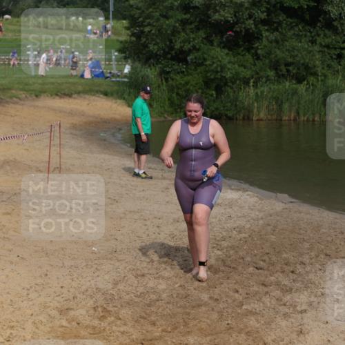 21.06.2026 - 29. Vierlanden-Triathlon Andreas Tolksdorf http://msf.ph/oto/9846745 21.06.2026 09:14:32 Schwimmen 296 meine-sportfotos.de
