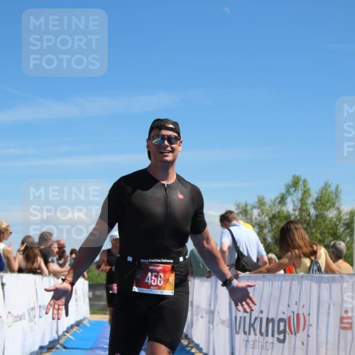 21.06.2026 - Viking Triathlon Markus Tischler http://msf.ph/oto/9846811 21.06.2026 15:03:41 Ziel 271, 456 meine-sportfotos.de