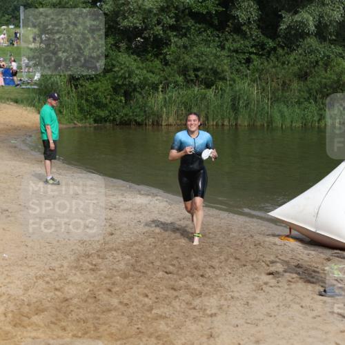 21.06.2026 - 29. Vierlanden-Triathlon Andreas Tolksdorf http://msf.ph/oto/9846902 21.06.2026 09:15:23 Schwimmen 260 meine-sportfotos.de