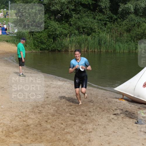 21.06.2026 - 29. Vierlanden-Triathlon Andreas Tolksdorf http://msf.ph/oto/9846926 21.06.2026 09:15:23 Schwimmen 260 meine-sportfotos.de