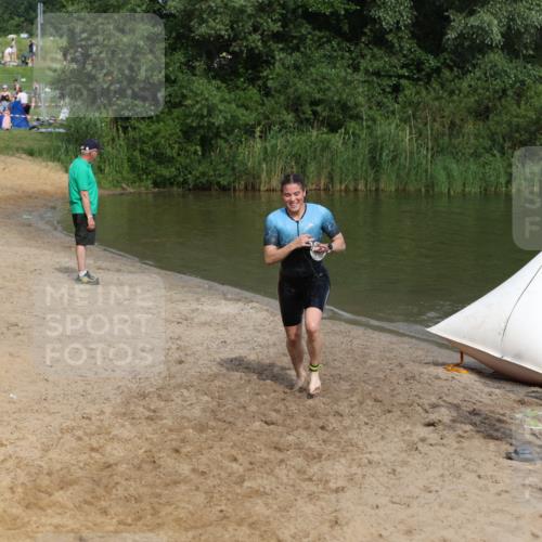 21.06.2026 - 29. Vierlanden-Triathlon Andreas Tolksdorf http://msf.ph/oto/9846930 21.06.2026 09:15:23 Schwimmen 260 meine-sportfotos.de
