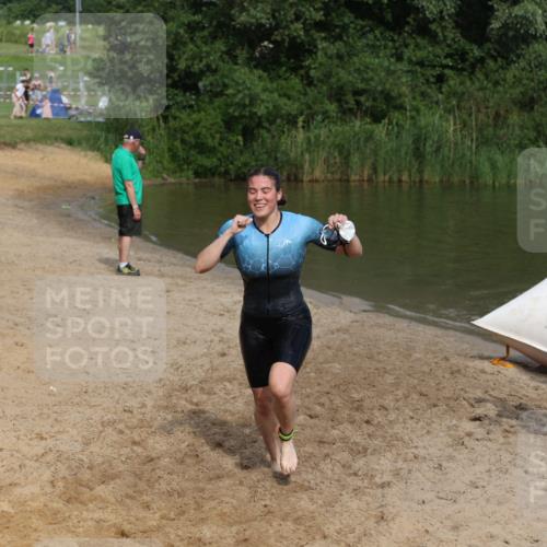 21.06.2026 - 29. Vierlanden-Triathlon Andreas Tolksdorf http://msf.ph/oto/9846967 21.06.2026 09:15:24 Schwimmen 260 meine-sportfotos.de