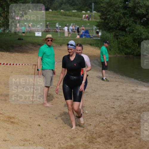 21.06.2026 - 29. Vierlanden-Triathlon Andreas Tolksdorf http://msf.ph/oto/9846977 21.06.2026 09:16:21 Schwimmen 236, 243, 277 meine-sportfotos.de