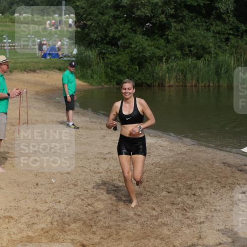 21.06.2026 - 29. Vierlanden-Triathlon Andreas Tolksdorf http://msf.ph/oto/9847092 21.06.2026 09:17:15 Schwimmen 249 meine-sportfotos.de