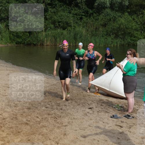 21.06.2026 - 29. Vierlanden-Triathlon Andreas Tolksdorf http://msf.ph/oto/9847143 21.06.2026 09:18:04 Schwimmen 232, 245, 259, 281 meine-sportfotos.de