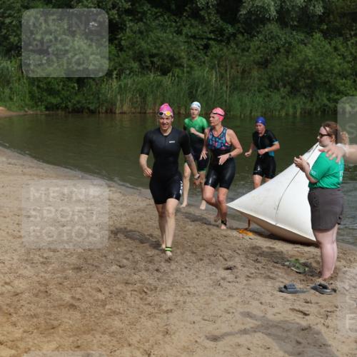 21.06.2026 - 29. Vierlanden-Triathlon Andreas Tolksdorf http://msf.ph/oto/9847162 21.06.2026 09:18:04 Schwimmen 232, 245, 259, 281 meine-sportfotos.de