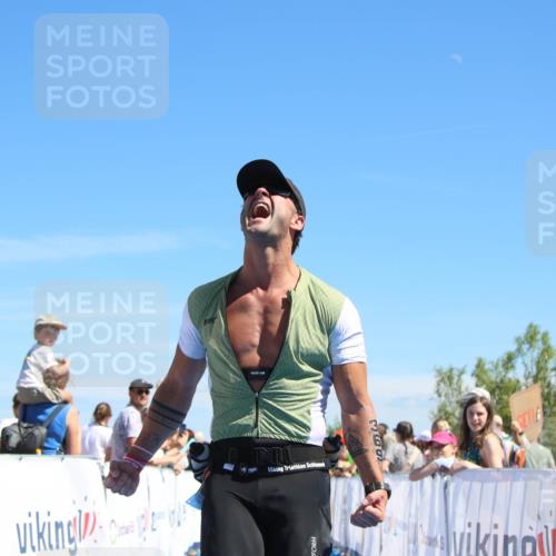 21.06.2026 - Viking Triathlon Markus Tischler http://msf.ph/oto/9847401 21.06.2026 15:11:11 Ziel 369 meine-sportfotos.de