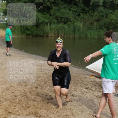 21.06.2026 - 29. Vierlanden-Triathlon Andreas Tolksdorf http://msf.ph/oto/9847604 21.06.2026 09:19:34 Schwimmen 295 meine-sportfotos.de