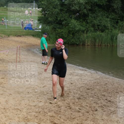 21.06.2026 - 29. Vierlanden-Triathlon Andreas Tolksdorf http://msf.ph/oto/9847721 21.06.2026 09:22:57 Schwimmen 279 meine-sportfotos.de