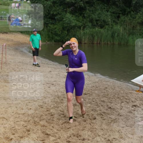 21.06.2026 - 29. Vierlanden-Triathlon Andreas Tolksdorf http://msf.ph/oto/9847782 21.06.2026 09:23:30 Schwimmen 270 meine-sportfotos.de