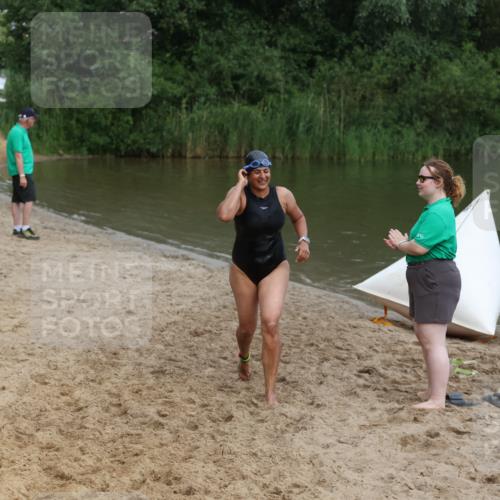 21.06.2026 - 29. Vierlanden-Triathlon Andreas Tolksdorf http://msf.ph/oto/9847857 21.06.2026 09:24:20 Schwimmen 256 meine-sportfotos.de