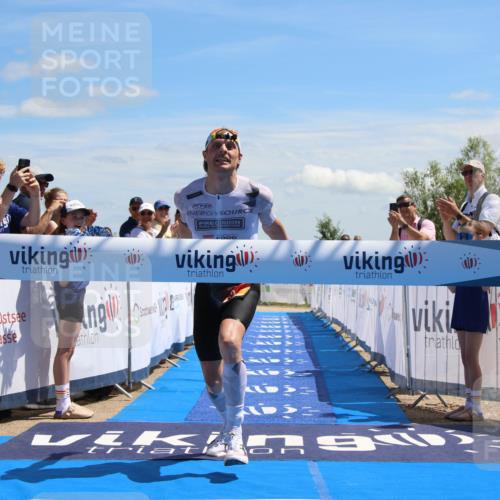 21.06.2026 - Viking Triathlon Markus Tischler http://msf.ph/oto/9848531 21.06.2026 13:40:39 Ziel 9 meine-sportfotos.de