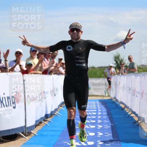 21.06.2026 - Viking Triathlon Markus Tischler http://msf.ph/oto/9848599 21.06.2026 13:47:25 Ziel 4 meine-sportfotos.de