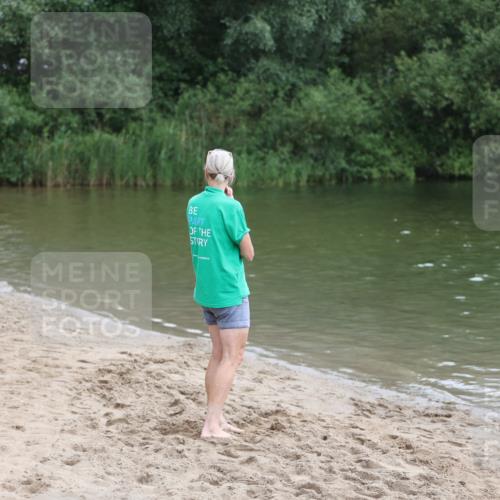 21.06.2026 - 29. Vierlanden-Triathlon Andreas Tolksdorf http://msf.ph/oto/9848807 21.06.2026 09:55:51 Schwimmen  meine-sportfotos.de