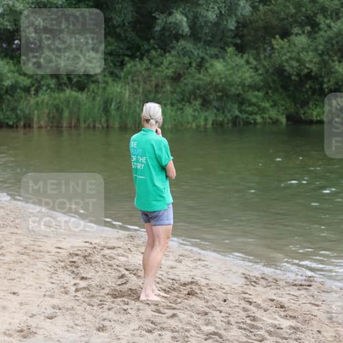 21.06.2026 - 29. Vierlanden-Triathlon Andreas Tolksdorf http://msf.ph/oto/9848811 21.06.2026 09:55:51 Schwimmen  meine-sportfotos.de