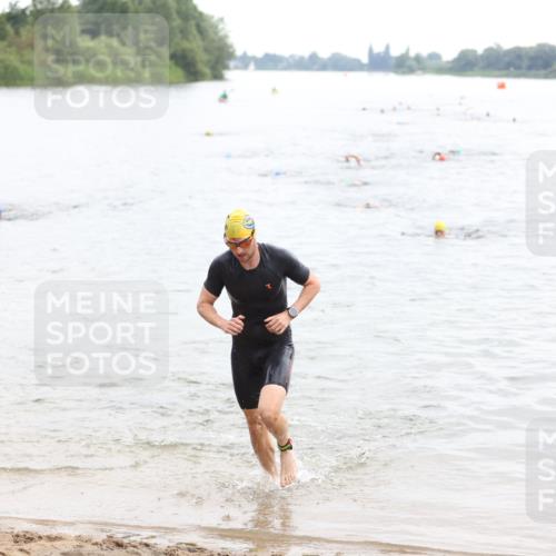 21.06.2026 - 29. Vierlanden-Triathlon Andreas Tolksdorf http://msf.ph/oto/9848890 21.06.2026 09:56:19 Schwimmen 308, 332, 354 meine-sportfotos.de