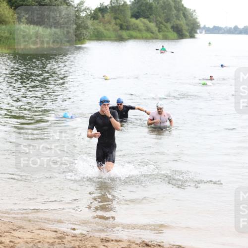 21.06.2026 - 29. Vierlanden-Triathlon Andreas Tolksdorf http://msf.ph/oto/9848954 21.06.2026 09:56:52 Schwimmen 307, 312, 317, 352, 363 meine-sportfotos.de