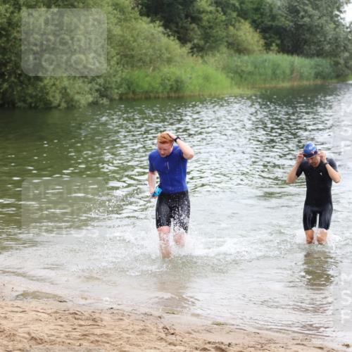 21.06.2026 - 29. Vierlanden-Triathlon Andreas Tolksdorf http://msf.ph/oto/9848969 21.06.2026 09:56:58 Schwimmen 307, 312, 326, 352, 363 meine-sportfotos.de