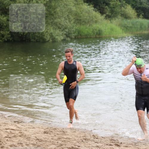 21.06.2026 - 29. Vierlanden-Triathlon Andreas Tolksdorf http://msf.ph/oto/9849025 21.06.2026 09:57:24 Schwimmen 336, 347, 349 meine-sportfotos.de