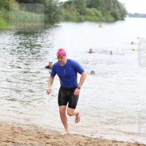 21.06.2026 - 29. Vierlanden-Triathlon Andreas Tolksdorf http://msf.ph/oto/9849076 21.06.2026 09:58:09 Schwimmen 334, 345, 360, 373 meine-sportfotos.de
