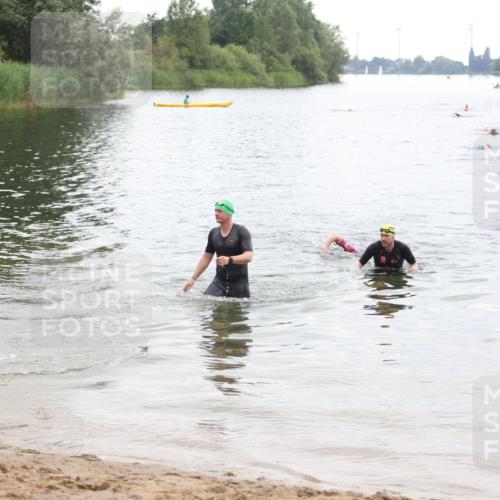 21.06.2026 - 29. Vierlanden-Triathlon Andreas Tolksdorf http://msf.ph/oto/9849346 21.06.2026 10:05:31 Schwimmen 395, 414, 429, 448 meine-sportfotos.de