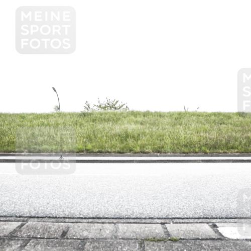 21.06.2026 - 29. Vierlanden-Triathlon H.Heesch http://msf.ph/oto/9849466 21.06.2026 10:27:31 Radfahren 10, 87, 223, 298, 391, 513, 563 meine-sportfotos.de