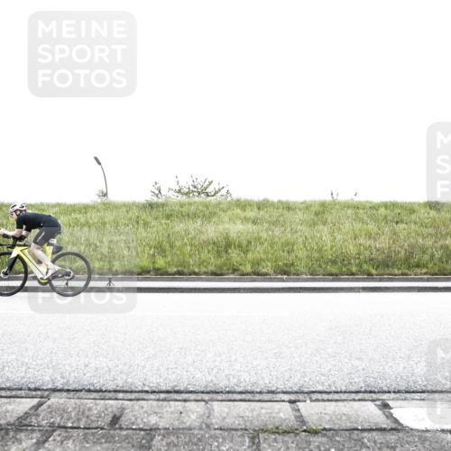 21.06.2026 - 29. Vierlanden-Triathlon H.Heesch http://msf.ph/oto/9849479 21.06.2026 10:27:58 Radfahren 272, 514, 543, 585 meine-sportfotos.de