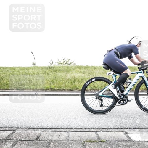 21.06.2026 - 29. Vierlanden-Triathlon H.Heesch http://msf.ph/oto/9849485 21.06.2026 10:28:15 Radfahren 21, 233, 267, 268, 575 meine-sportfotos.de