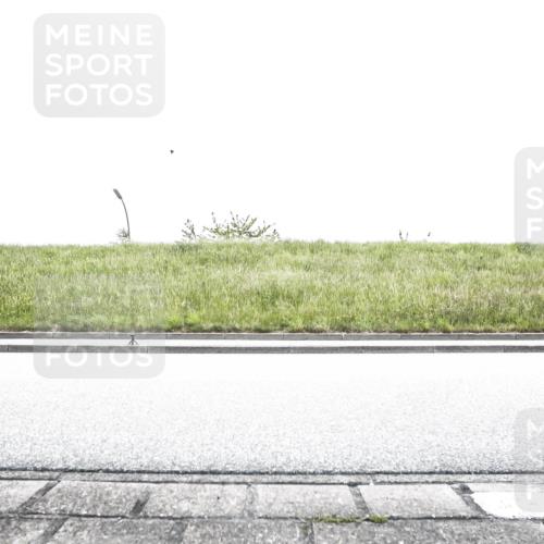 21.06.2026 - 29. Vierlanden-Triathlon H.Heesch http://msf.ph/oto/9849530 21.06.2026 10:28:39 Radfahren 99, 106, 367, 387, 390, 508, 511, 535, 561, 592, 616 meine-sportfotos.de