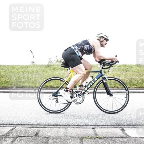 21.06.2026 - 29. Vierlanden-Triathlon H.Heesch http://msf.ph/oto/9849541 21.06.2026 10:28:47 Radfahren 27, 508, 583, 619 meine-sportfotos.de