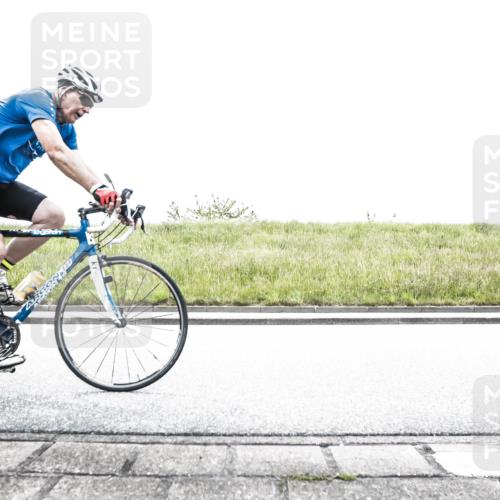 21.06.2026 - 29. Vierlanden-Triathlon H.Heesch http://msf.ph/oto/9849544 21.06.2026 10:28:50 Radfahren 27, 551, 583, 619 meine-sportfotos.de
