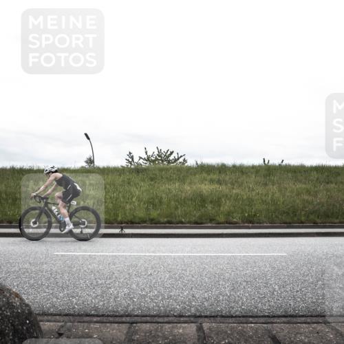 21.06.2026 - 29. Vierlanden-Triathlon H.Heesch http://msf.ph/oto/9849561 21.06.2026 12:02:54 Radfahren 292, 734, 772, 846, 866, 869, 870, 881 meine-sportfotos.de