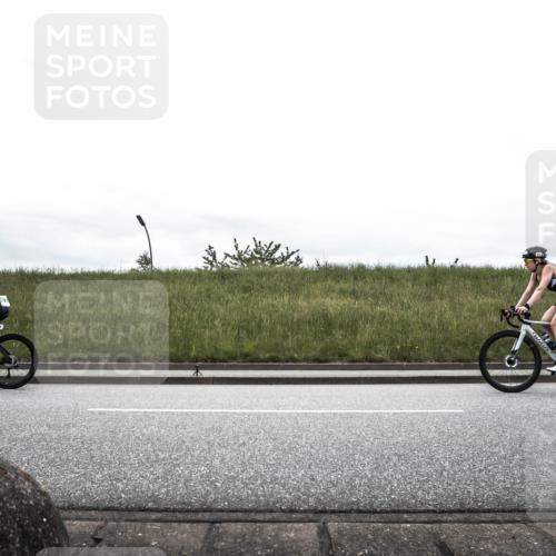 21.06.2026 - 29. Vierlanden-Triathlon H.Heesch http://msf.ph/oto/9849563 21.06.2026 12:02:55 Radfahren 292, 734, 772, 846, 866, 869, 870, 881 meine-sportfotos.de