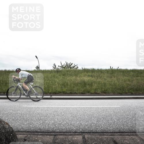 21.06.2026 - 29. Vierlanden-Triathlon H.Heesch http://msf.ph/oto/9849564 21.06.2026 12:02:57 Radfahren 292, 734, 772, 866, 881 meine-sportfotos.de