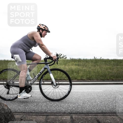 21.06.2026 - 29. Vierlanden-Triathlon H.Heesch http://msf.ph/oto/9849571 21.06.2026 12:03:11 Radfahren 296, 651, 666, 741 meine-sportfotos.de