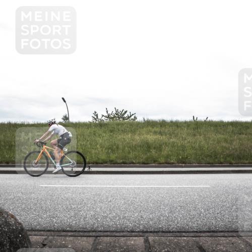 21.06.2026 - 29. Vierlanden-Triathlon H.Heesch http://msf.ph/oto/9849578 21.06.2026 12:03:44 Radfahren 6, 840 meine-sportfotos.de