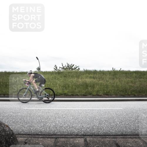 21.06.2026 - 29. Vierlanden-Triathlon H.Heesch http://msf.ph/oto/9849584 21.06.2026 12:04:16 Radfahren 269, 835, 890, 894, 900 meine-sportfotos.de