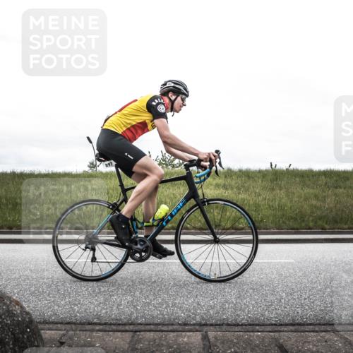 21.06.2026 - 29. Vierlanden-Triathlon H.Heesch http://msf.ph/oto/9849609 21.06.2026 12:05:29 Radfahren 637, 776, 831, 897 meine-sportfotos.de