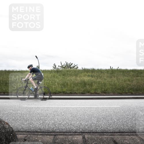 21.06.2026 - 29. Vierlanden-Triathlon H.Heesch http://msf.ph/oto/9849616 21.06.2026 12:05:42 Radfahren 662, 767, 842, 849, 874, 918, 944 meine-sportfotos.de