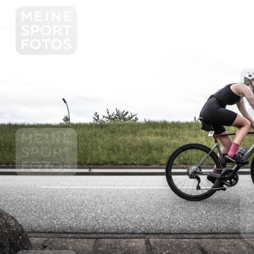 21.06.2026 - 29. Vierlanden-Triathlon H.Heesch http://msf.ph/oto/9849624 21.06.2026 12:05:50 Radfahren 721, 767, 827, 879, 918, 955 meine-sportfotos.de