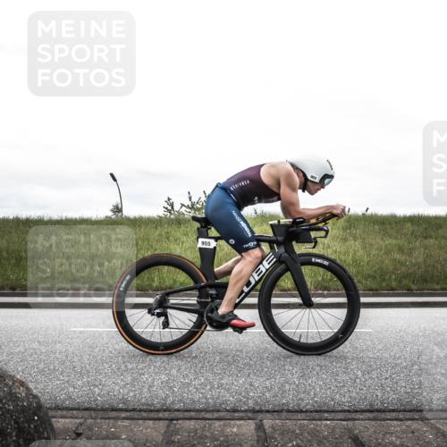 21.06.2026 - 29. Vierlanden-Triathlon H.Heesch http://msf.ph/oto/9849629 21.06.2026 12:05:54 Radfahren 721, 827, 879, 927, 942, 955 meine-sportfotos.de