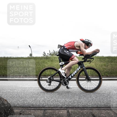 21.06.2026 - 29. Vierlanden-Triathlon H.Heesch http://msf.ph/oto/9849631 21.06.2026 12:05:58 Radfahren 827, 852, 927, 942, 955 meine-sportfotos.de