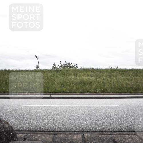21.06.2026 - 29. Vierlanden-Triathlon H.Heesch http://msf.ph/oto/9849633 21.06.2026 12:06:00 Radfahren 248, 827, 852, 927, 942, 955 meine-sportfotos.de