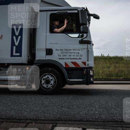 21.06.2026 - 29. Vierlanden-Triathlon H.Heesch http://msf.ph/oto/9849671 21.06.2026 08:25:44 Radfahren  meine-sportfotos.de